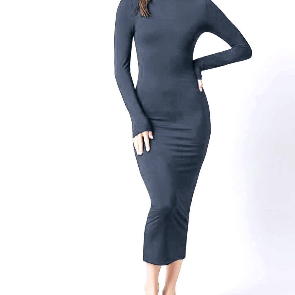 H&M - form fitting dress - Size: 6